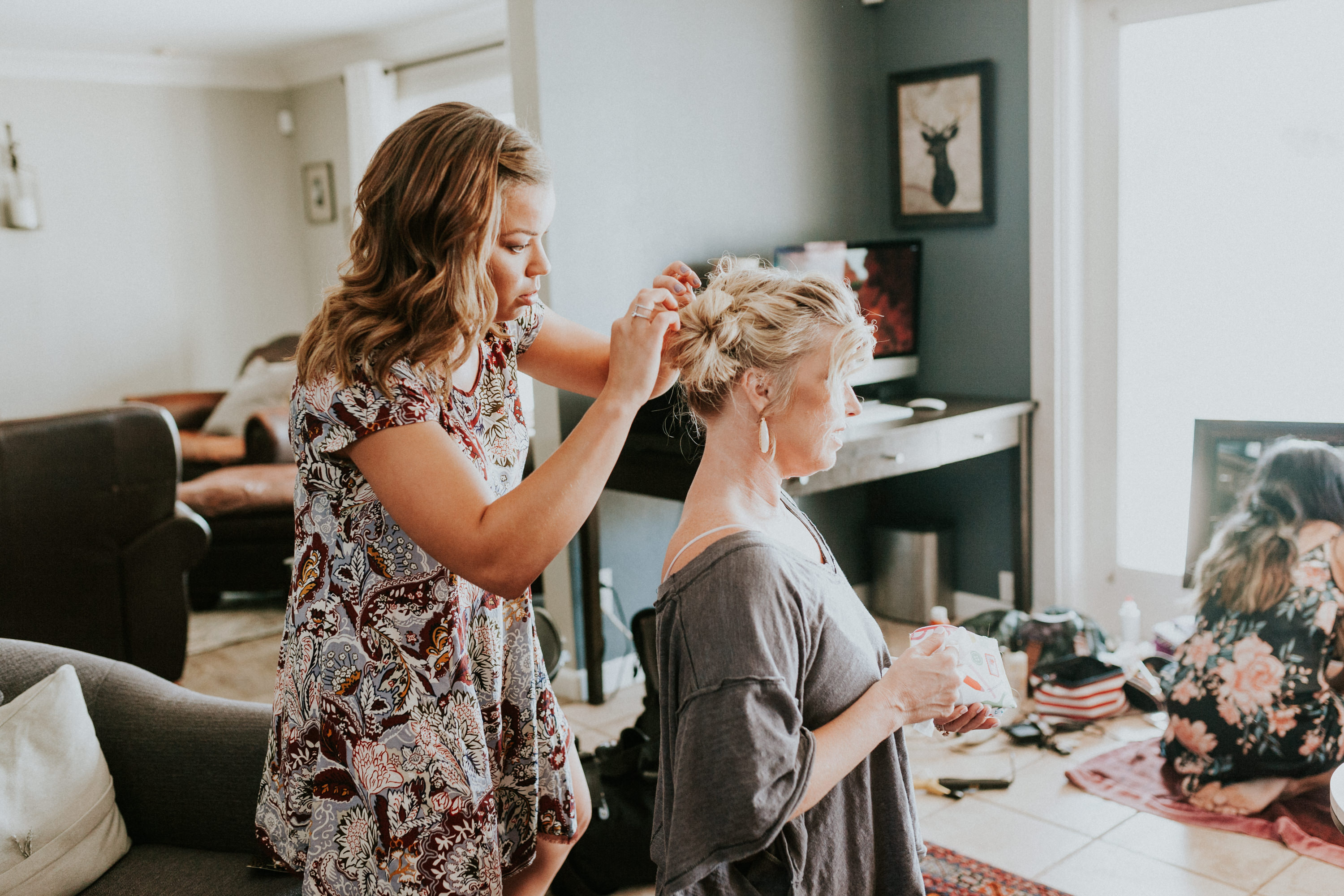 mother of the bride getting her hair done